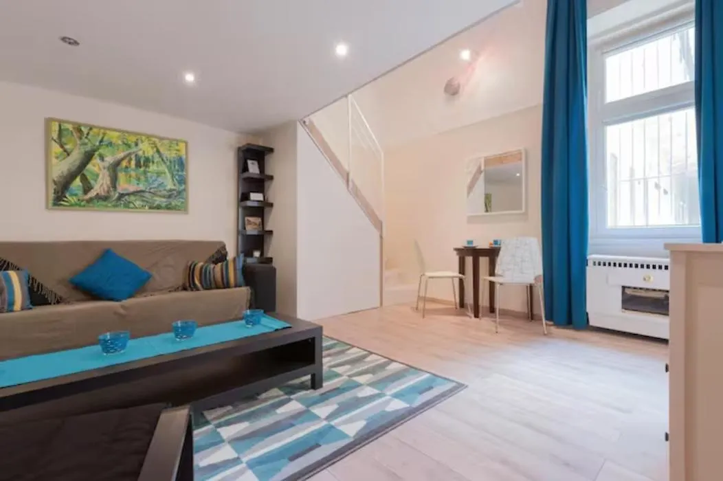 Central Ring Apartment Budapest 0*,  Hungary